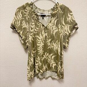 Vonderly Women's Green Fern Print‎ Ruffled Neck Short Sleeve Button Up Blouse  S